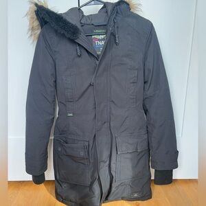 Aritzia TNA The Bancroft Mountaineering Black Down Filled Parka Women Size XS